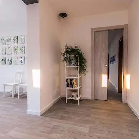 Apartment Magis House Italia